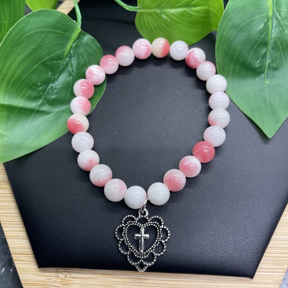 Handmade Beaded Stone Stackable 7” Plus Stretch Bracelet New Cross Heart B7319