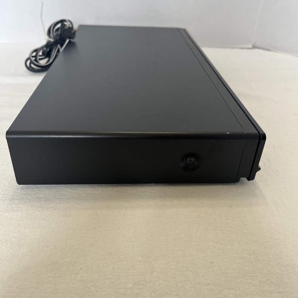 Samsung Blu Ray Player BD-P1600 Black Tested Working No Remote