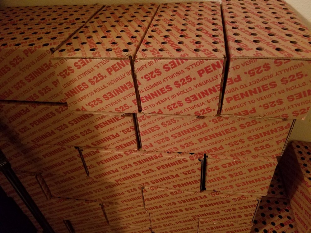 100 Empty Authentic Bank Boxes for Dollars. Good Condition, Collectible Item