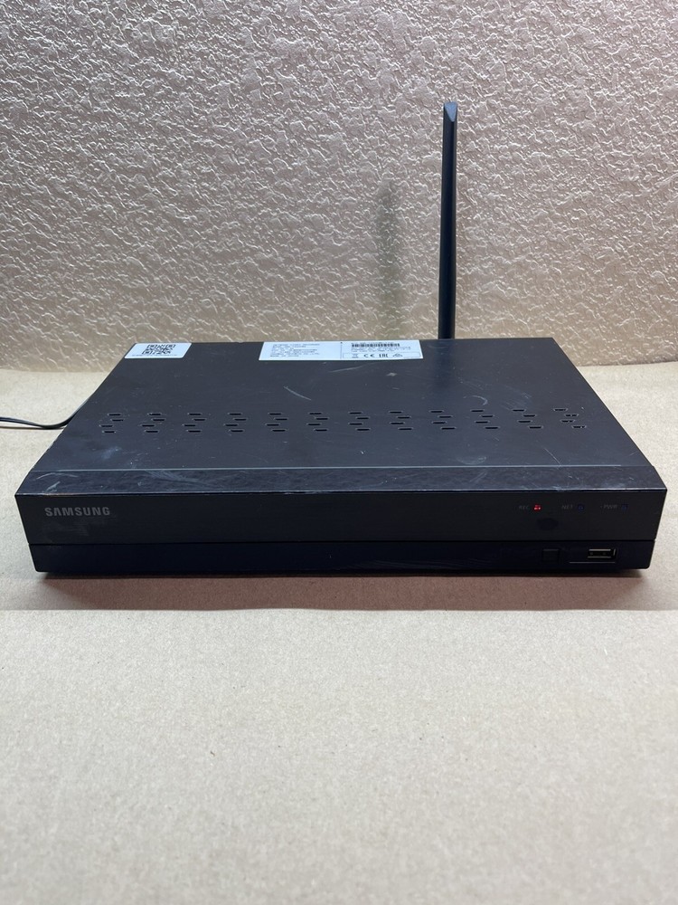 SAMSUNG SNR-73200WN NETWORK VIDEO RECORDER + Power Cable