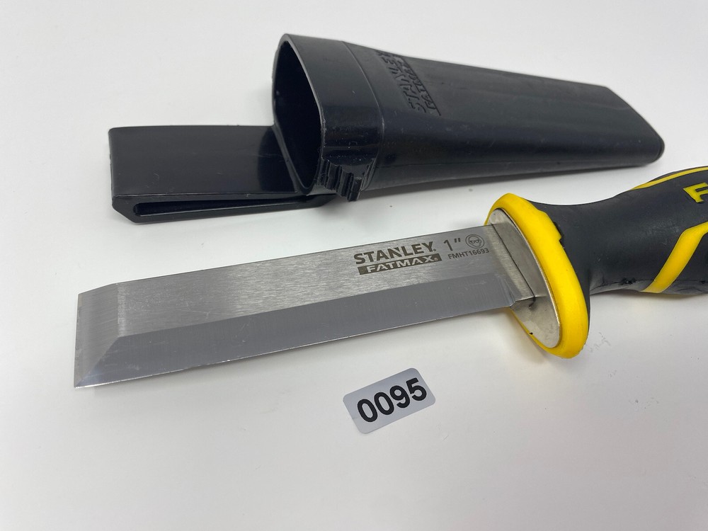 Stanley FMHT16693-0 FatMax Utility Wrecking Chisel 25mm
