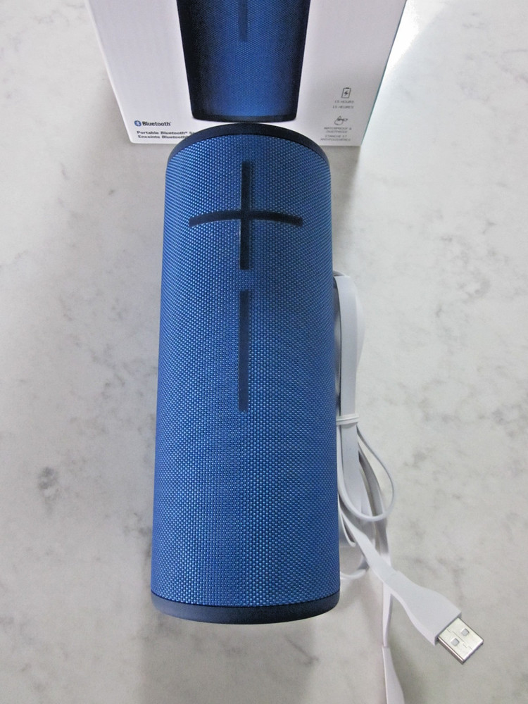 TESTED WORKING ULTIMATE EARS BLUE BOOM 3 PORTABLE BLUETOOTH SPEAKER -WATERPROOF