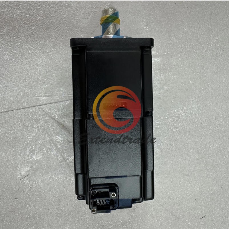 One New Yaskawa servo motor SGMAS-02A2A2C