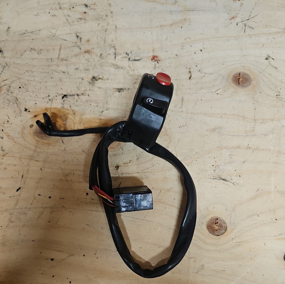 2006 TRIUMPH SPRINT ST 1050 Right Hand Switch Gear