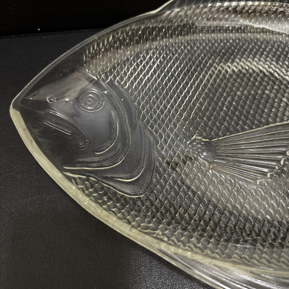 Extra Large Vintage Fish Serving Platter Anchor Hocking Over Proof 15.5”