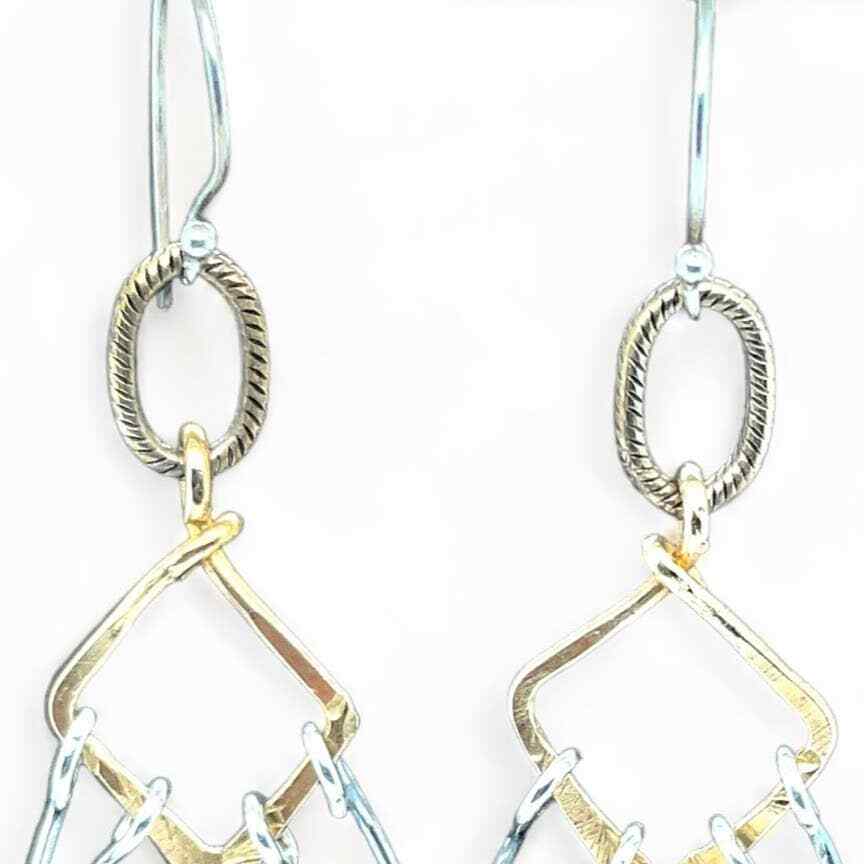 Easy Going Earrings E81116