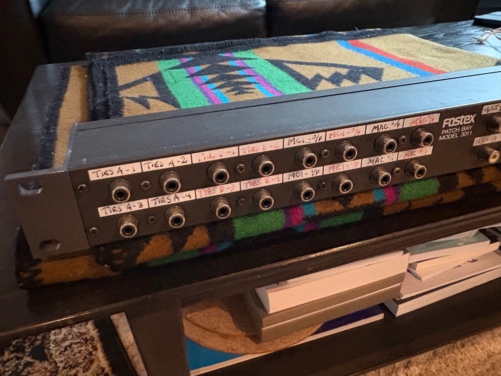 Fostex MODEL 3011 PATCH BAY - 2 Patch Bays