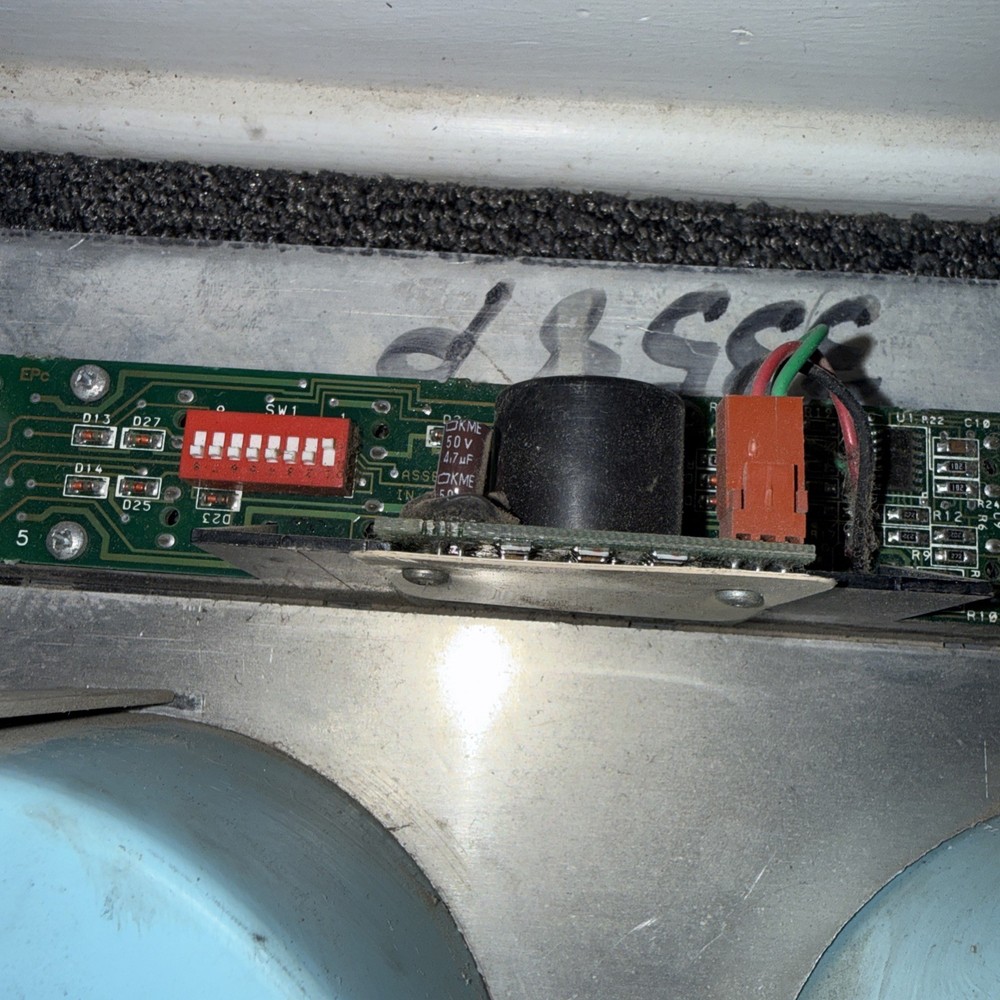 KENWORTH INSTRUMENT PANEL S64-1065- 7