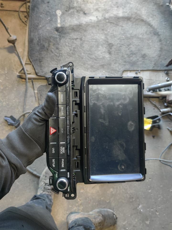 CONTROL PANEL OEM 17-19 KIA NIRO 1YR WRNTY