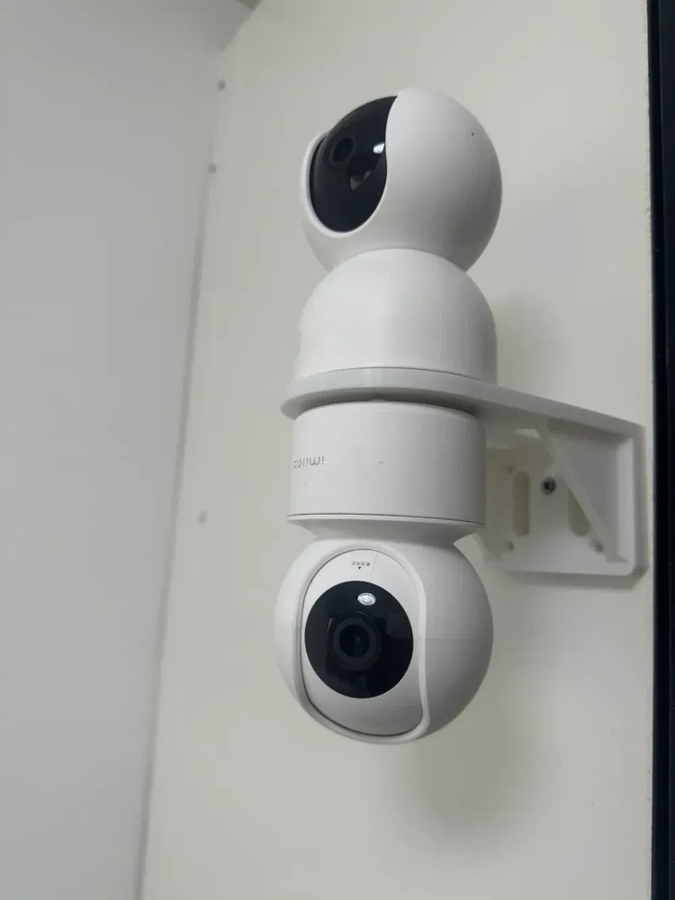 Side Wall Security Camera Mount – Dual Mounting Bracket for Two Cameras (Black)