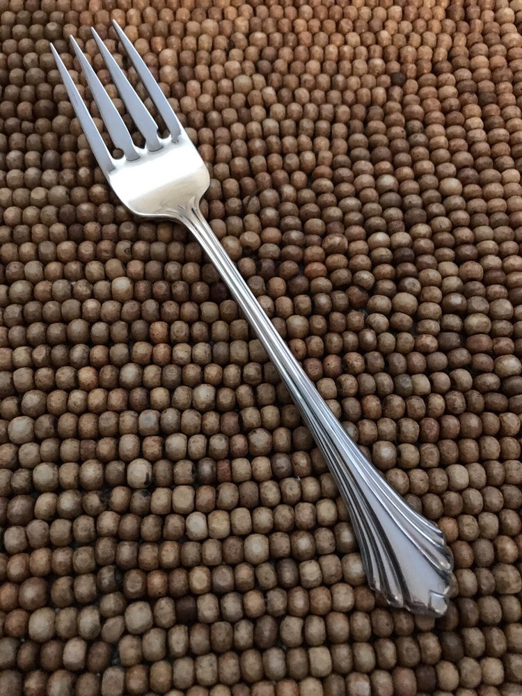 Oneida USA BANCROFT Glossy Stainless Ridges Flared Tip SALAD FORK 6.75”