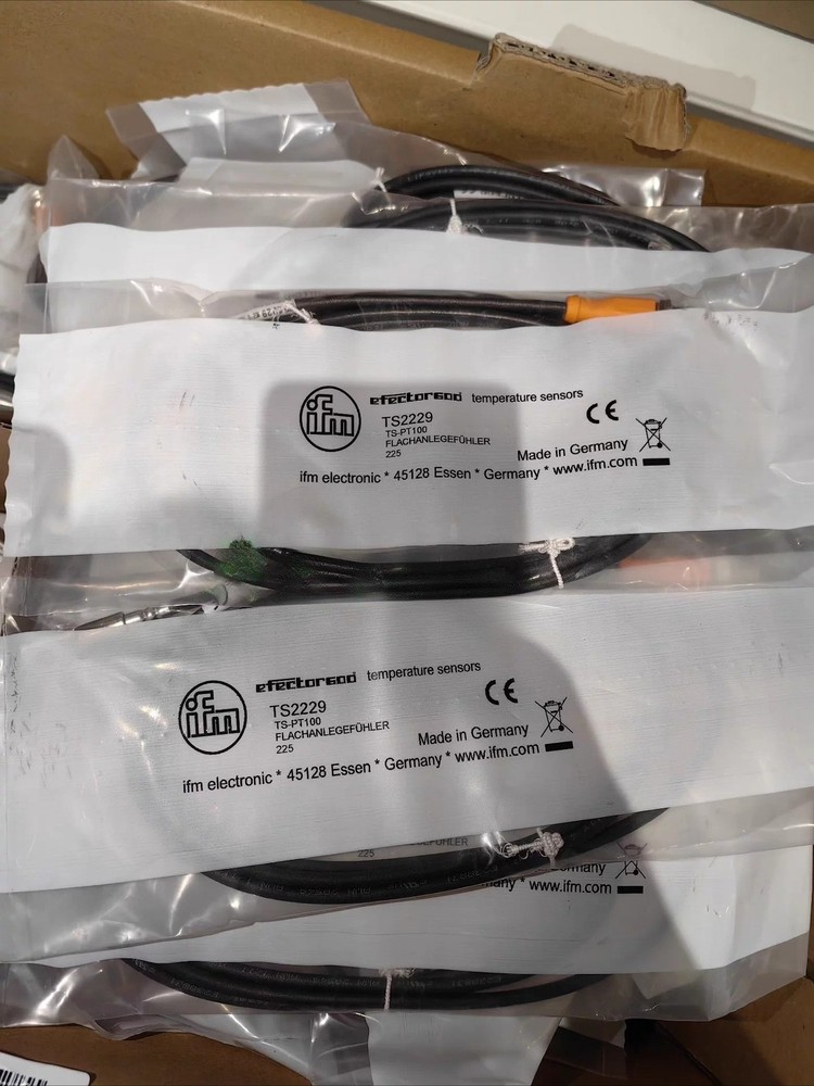 1pcs IFM TS2229 Brand New Temperature Cable Sensor