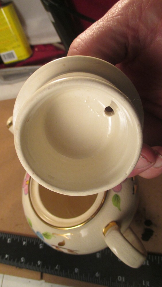Vintage Teapot/Lid England