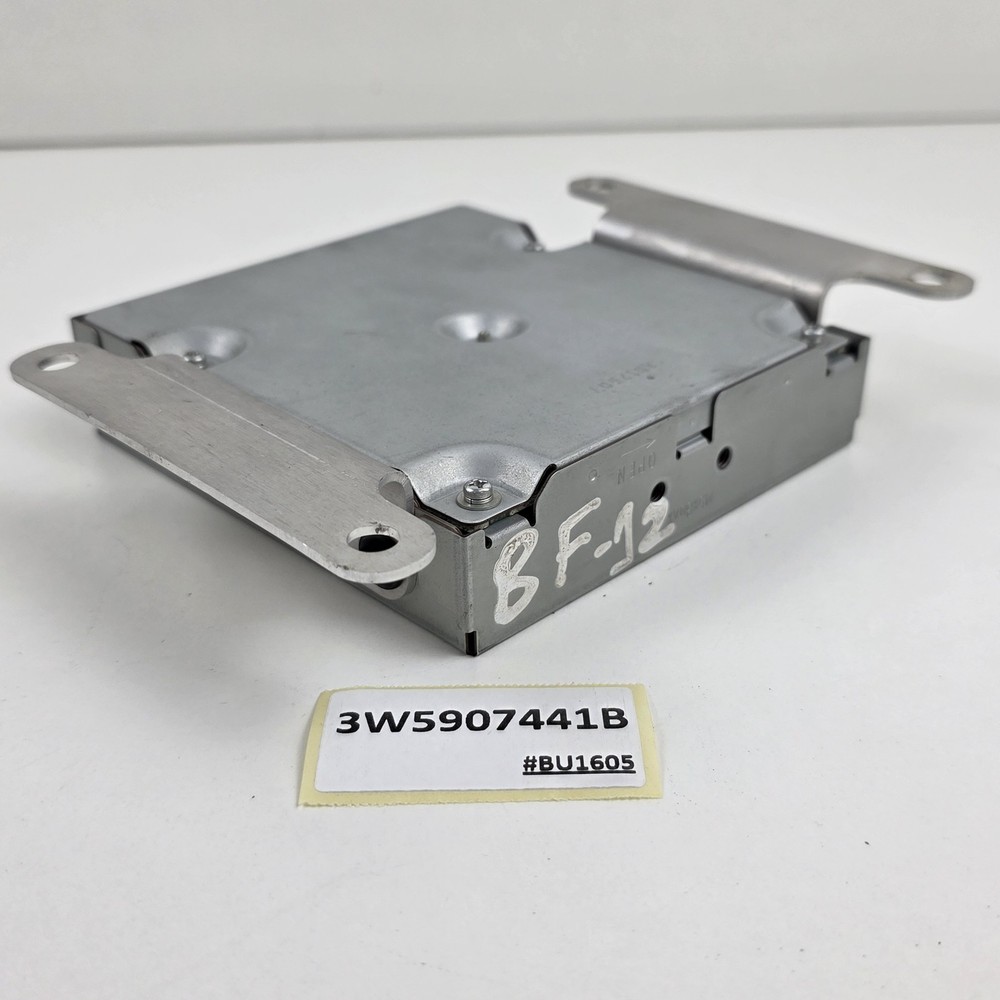 2006-2013 Bentley Continental Flying Spur Camera Control Unit 3W5907441B