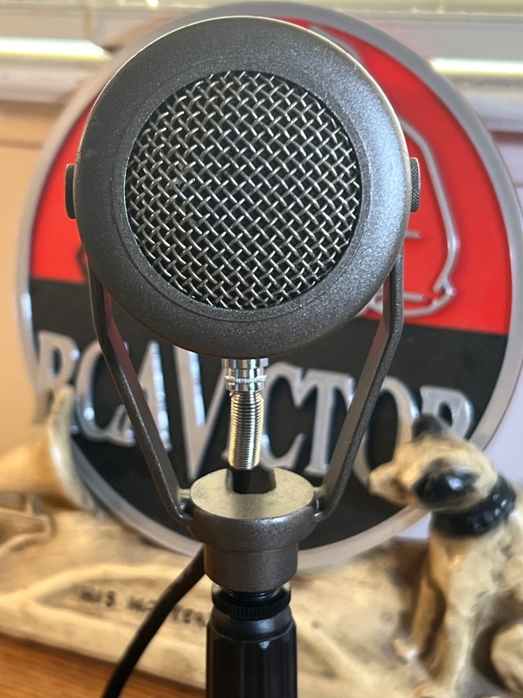 Vintage 1940's Rare Executone EXH Dynamic Microphone, working w/cable & stand