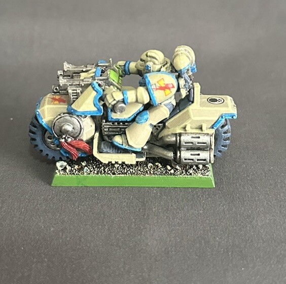 Warhammer 40k Space Marine Bikers x3 Pro Painted Games Workshop 2002 OOP