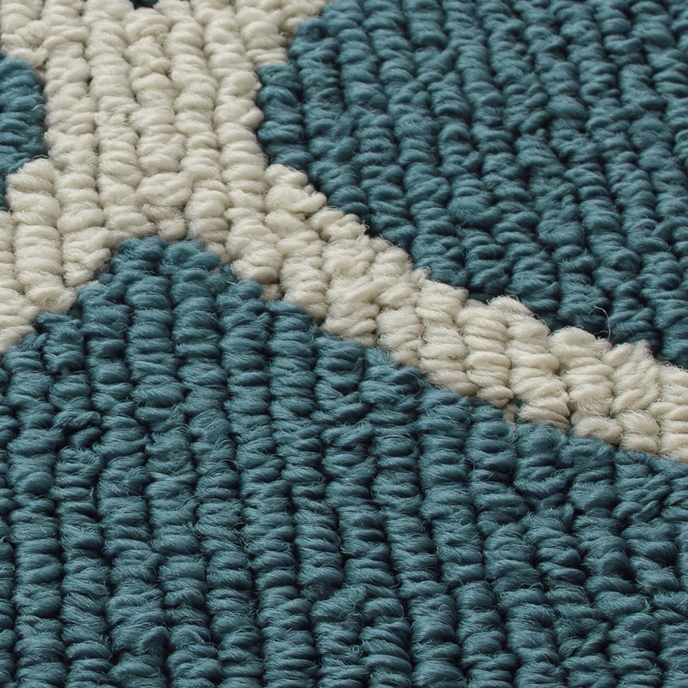 Modern Non - Skid Kitchen Rug with Teal / Sand Pattern (1'8" x 2'10")