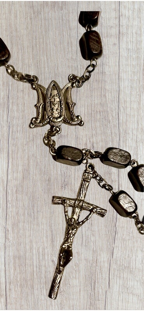 Unique Vatican Dark Wood Rosary w Basilicas of Rome As Decade Markers Italy