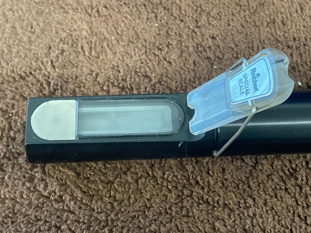 AO Reichert TS Meter Scientific Goldberg Refractometer 10400A