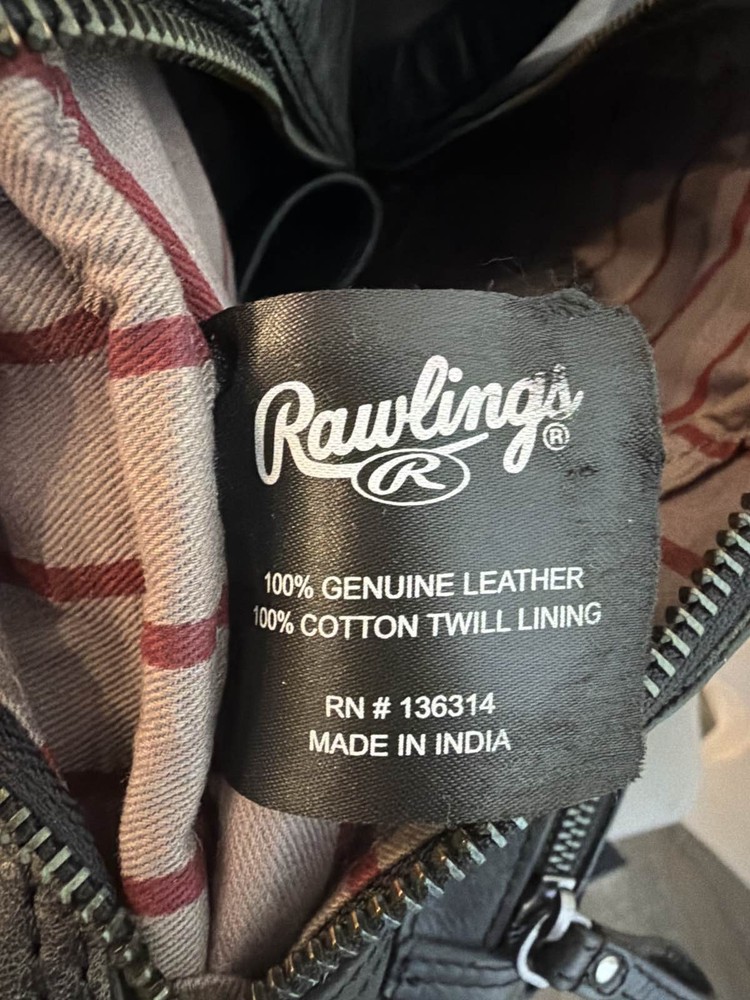 Rawlings Estonia Leather Vintage Backpack. Missing tab on zipper