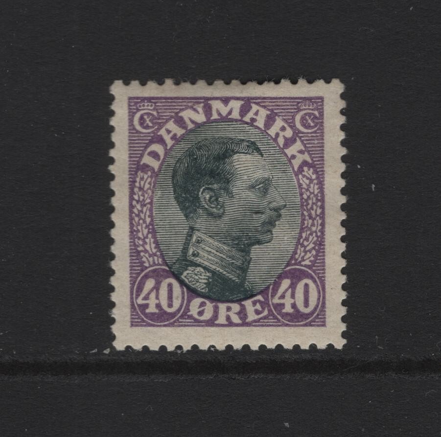 DENMARK SC#116 -- MH, VF --