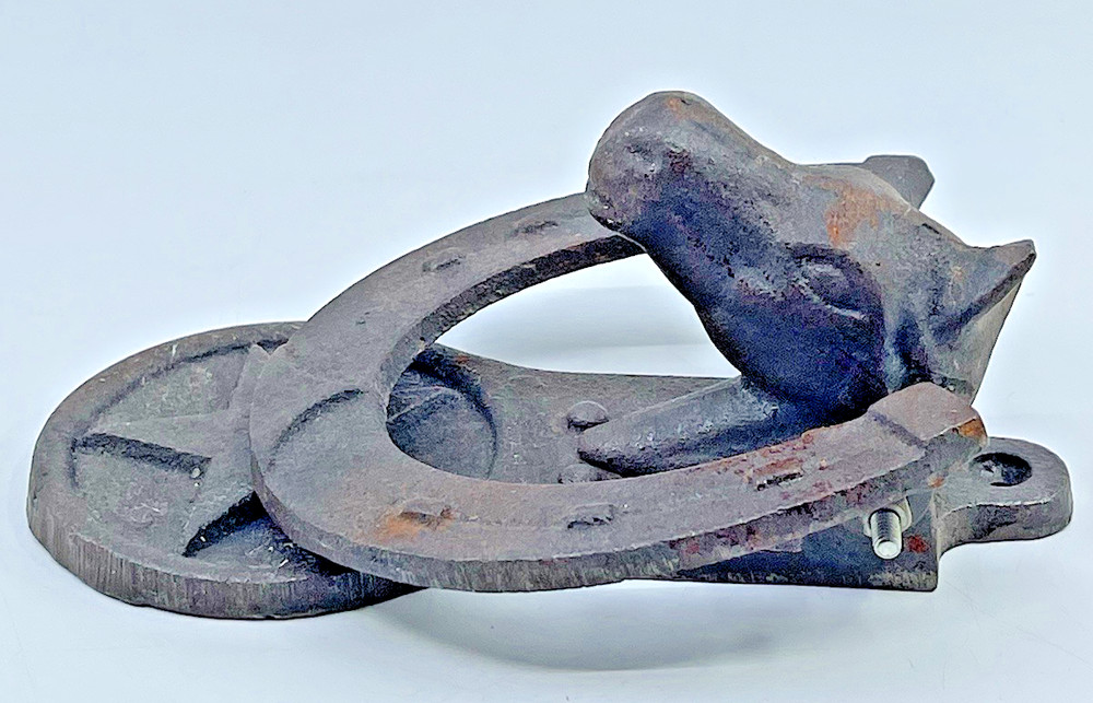 VTG Horse Shoe Head Star Solid Rustic Primitive Heavy Iron Door Knocker