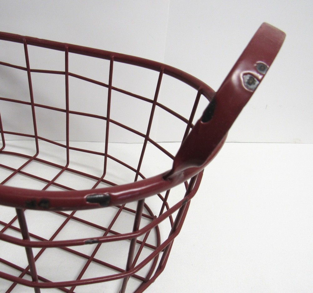 Large Wire Farmhouse Kitchen Basket - Distressed Look - EUC