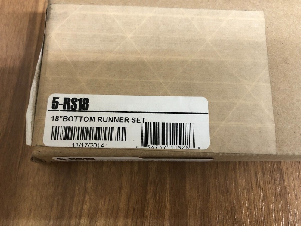 Middle Atlantic 5-RS18 18" bottom runner set