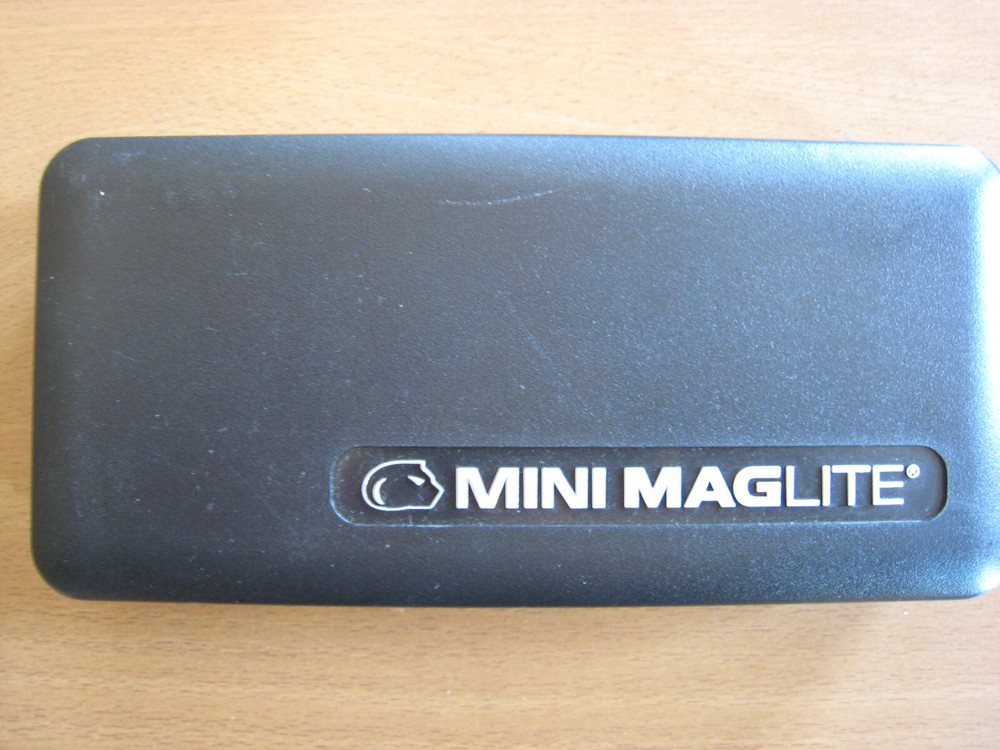 MINI MAGLITE BULB TYPE AAX2 (MADE IN USA)