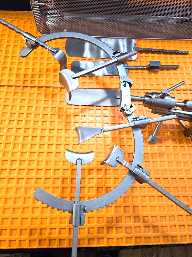 Codman Book Walter Retractor Set Arm with Post Holder Clamp & Tray