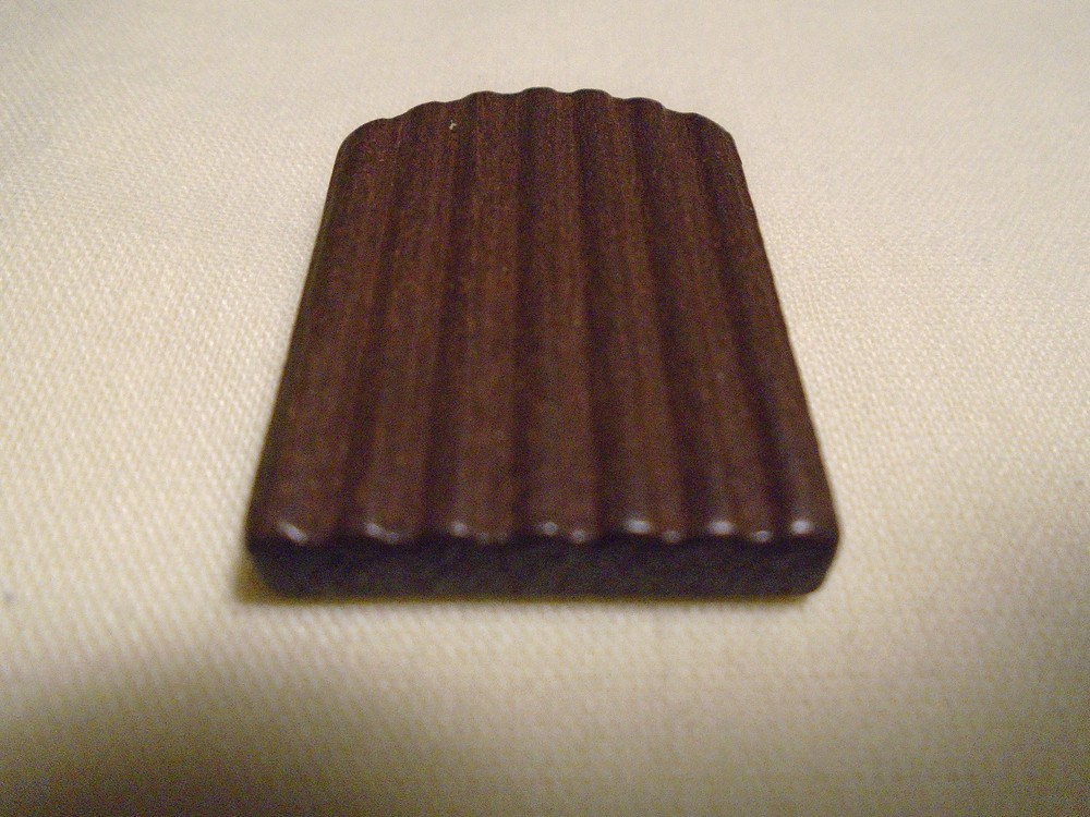 cuckoo clock door with hinge medium