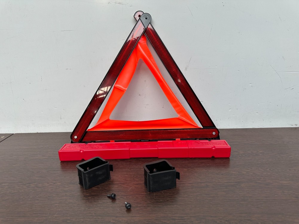 BMW 1 3 Series Toolkit Emergency Warning Triangle w/ Brackets & Screws E90 E92