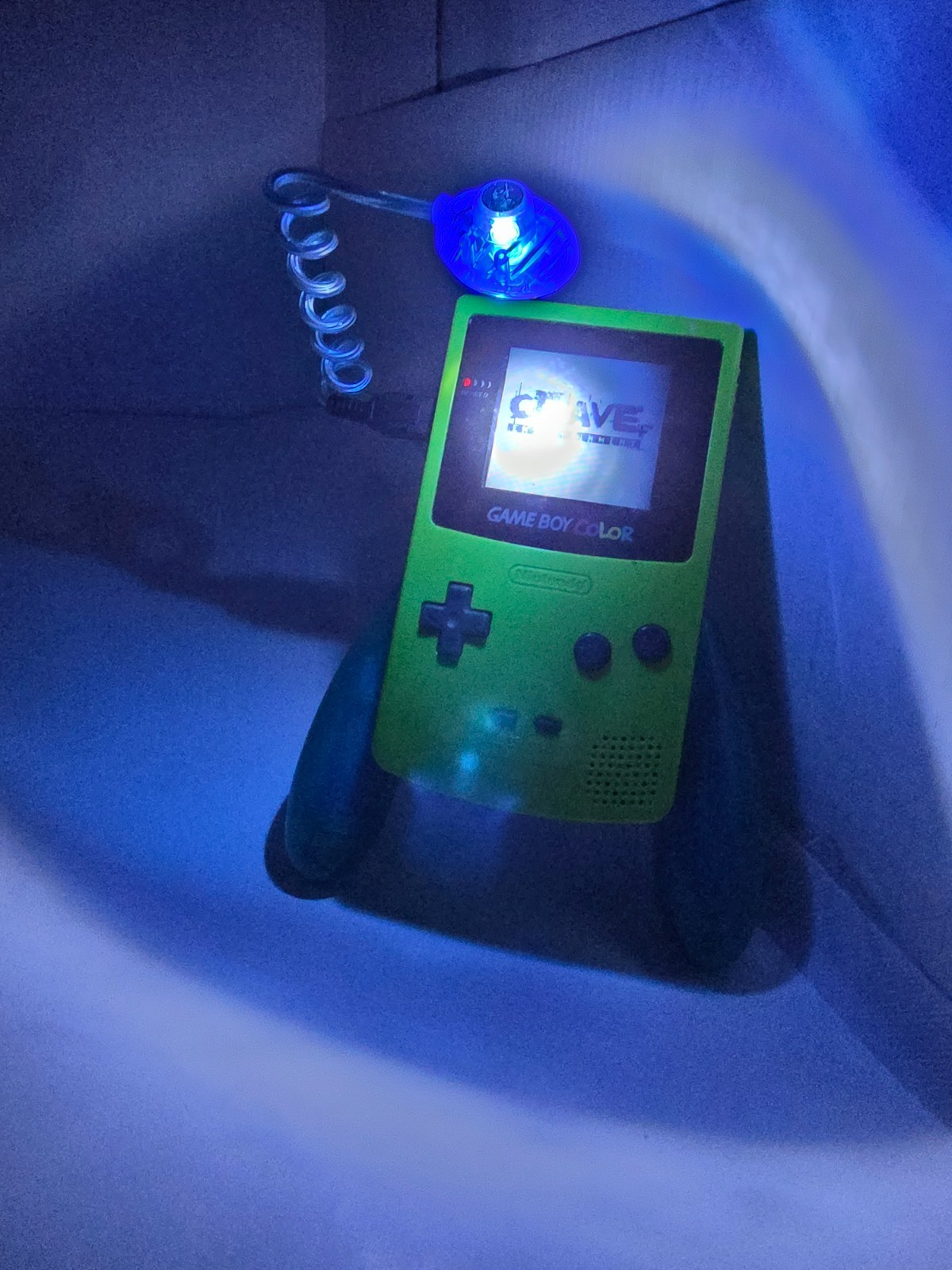 NEW Super Bright LED Worm/Snake Light for Game Boy Color No Batteries Required B