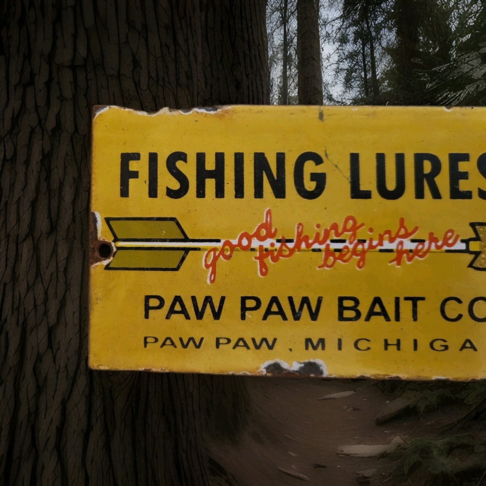 Vintage Paw Paw Bait Porcelain Sign Fishing Bait Lures Bass Michigan Gas Oil