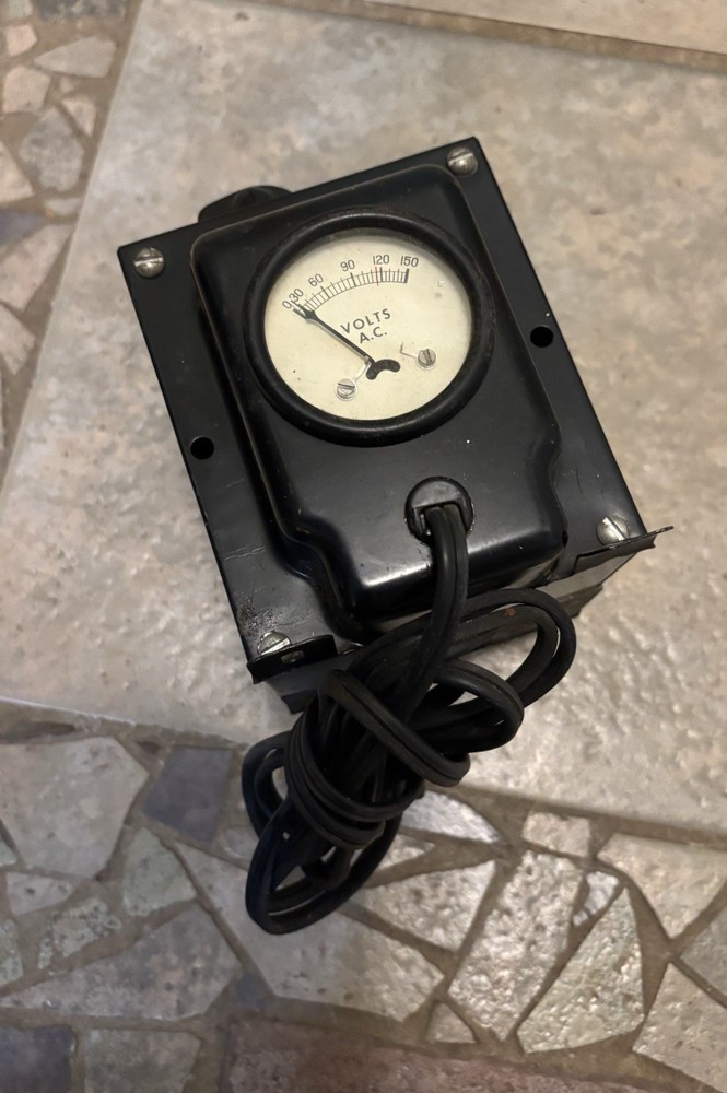 PV-442 Line Adjuster Variable Transformer, variable