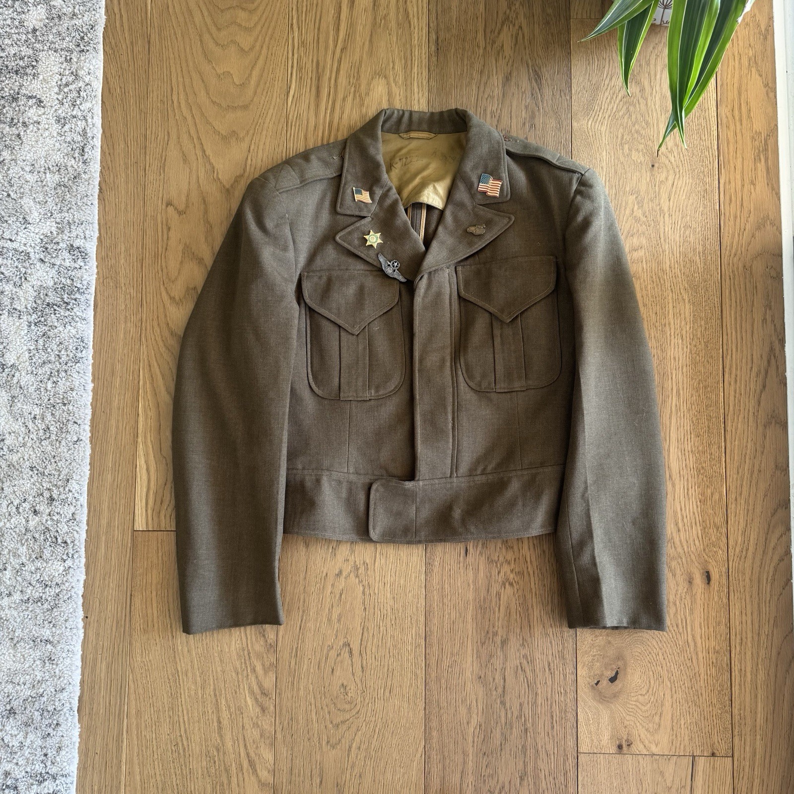 Vintage WWII US Army Eisenhower Ike Jacket Mens Small Wool Drab Olive Pins 1940s