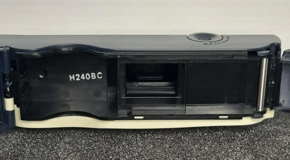 Tested Polaroid I-Zone Instant Pocket Camera