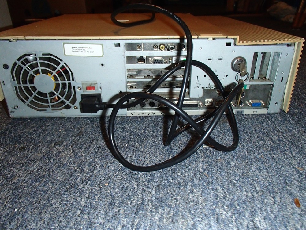 Vintage PC IBM 300PL, Windows 95 NT Powers Up, Untested