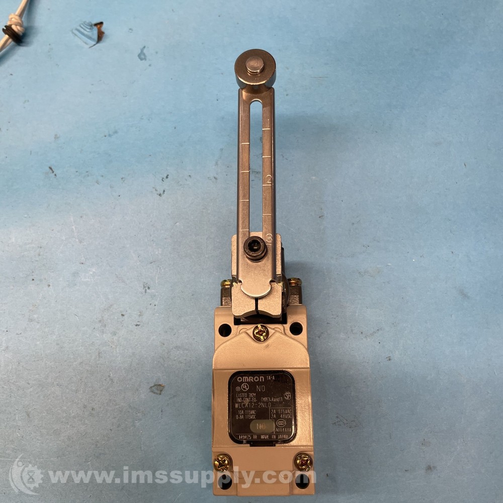 Omron WLCA12-2NLD Limit Switch FNOB