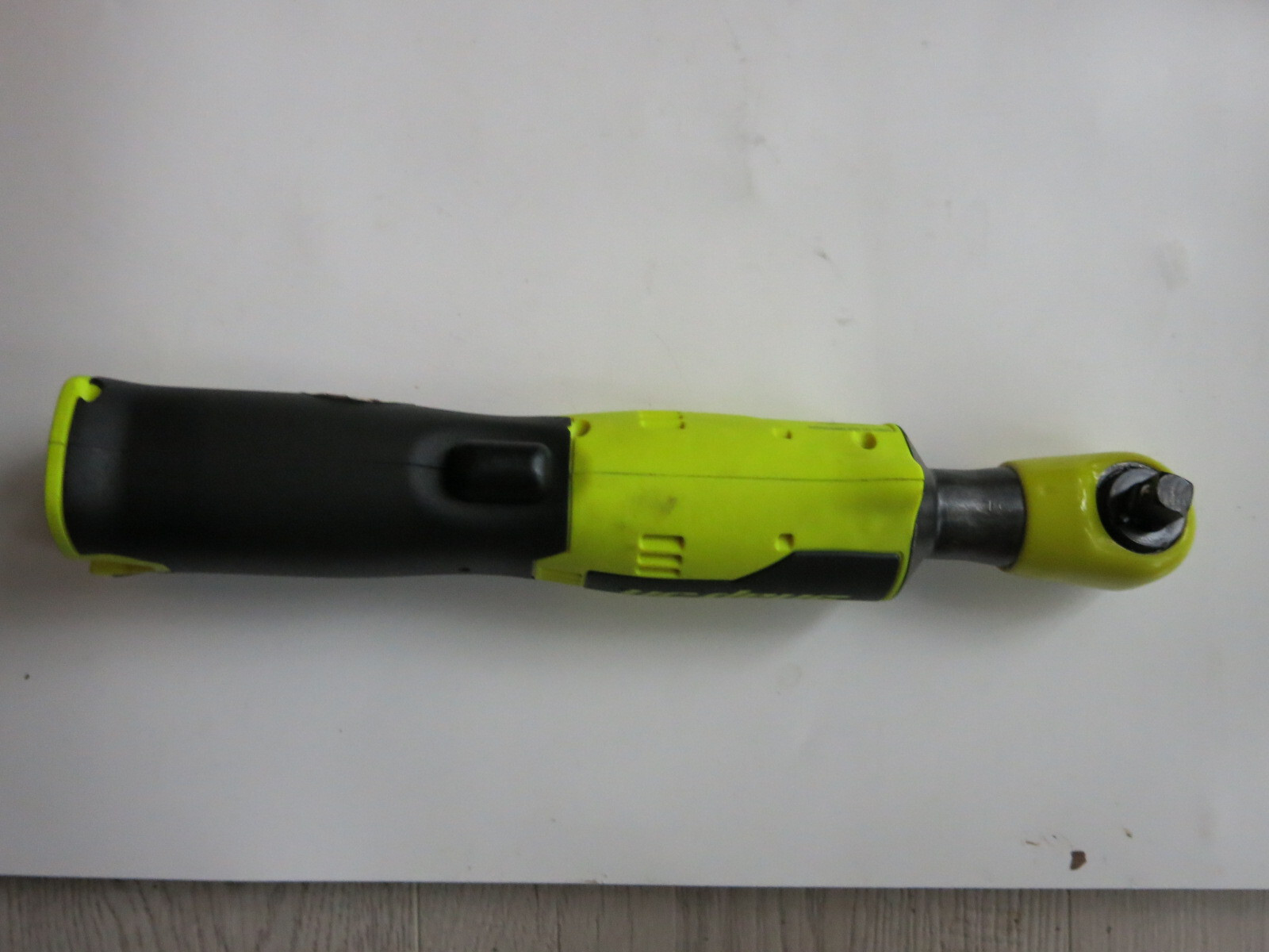 Snap-On CTR761 Hi-Viz 3/8" Drive 14.4v Micro Lithium Cordless Ratchet Green Nice