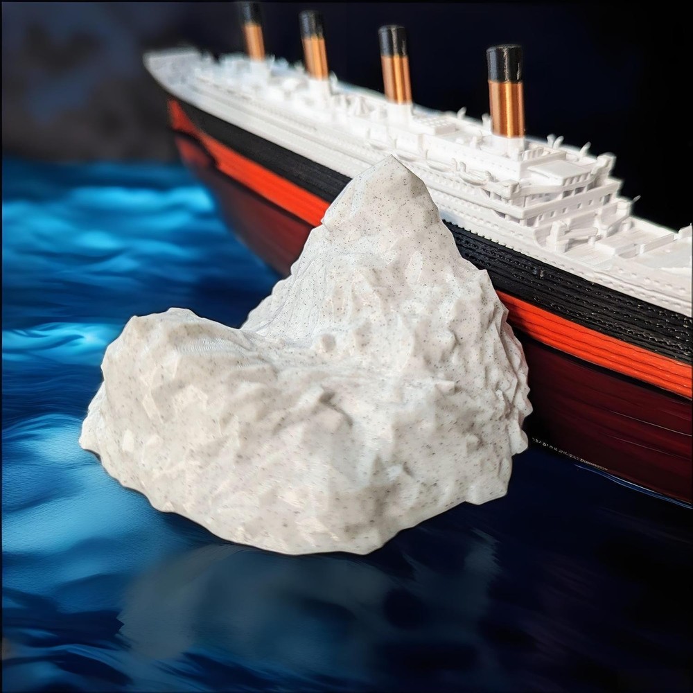 Titanic 3D printed model detachable