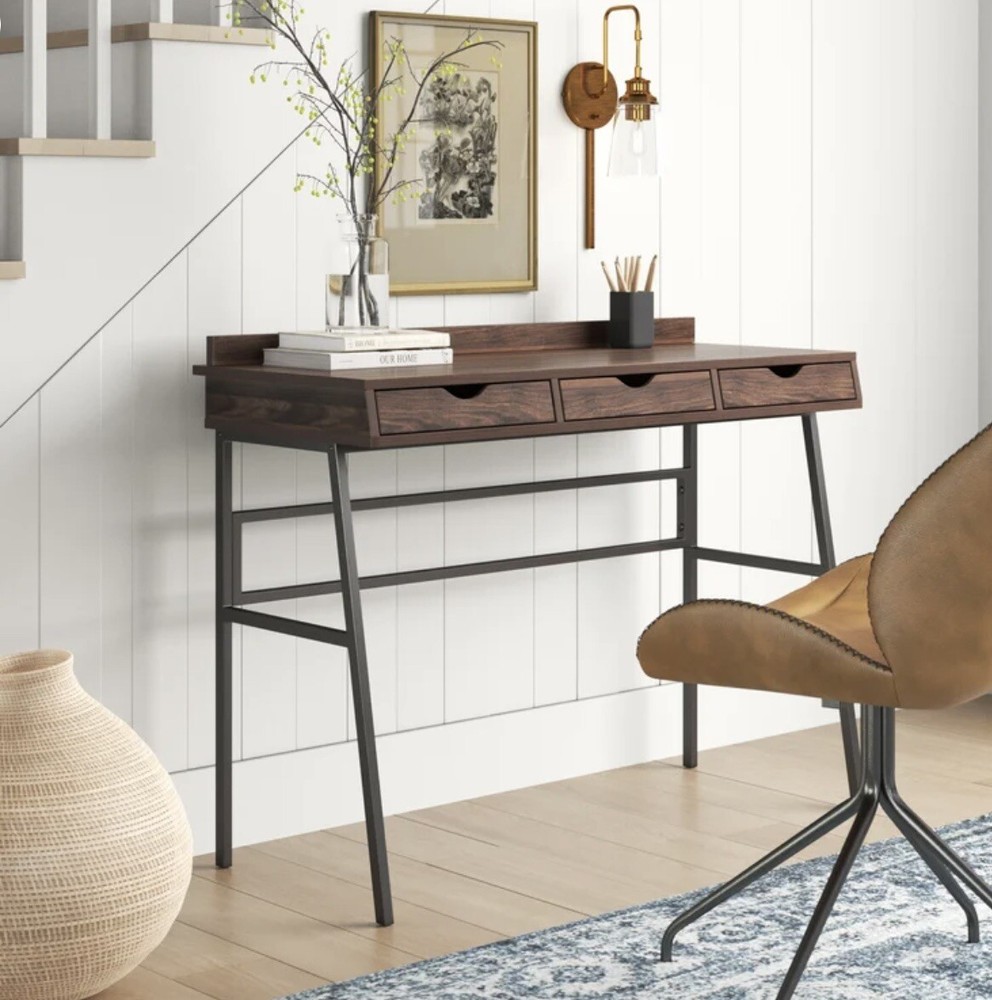 Small Desk With Drawers