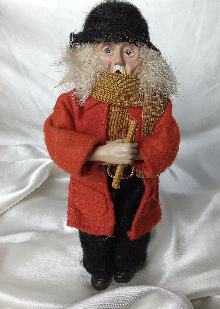 VINTAGE OLD MAN CAROLER FIGURE missing base