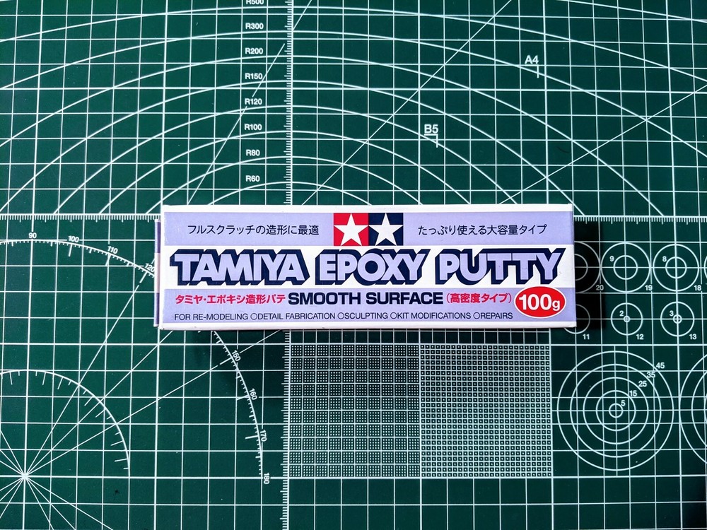 Tamiya Epoxy Putty Smooth Surface (100g) 87145