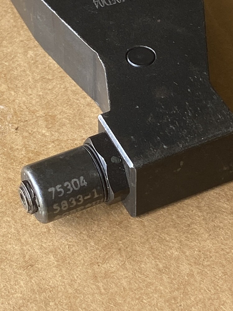 CherryMAX Aerospace 456MAX 753-54 Offset Pulling Head Right Angle 5833-1