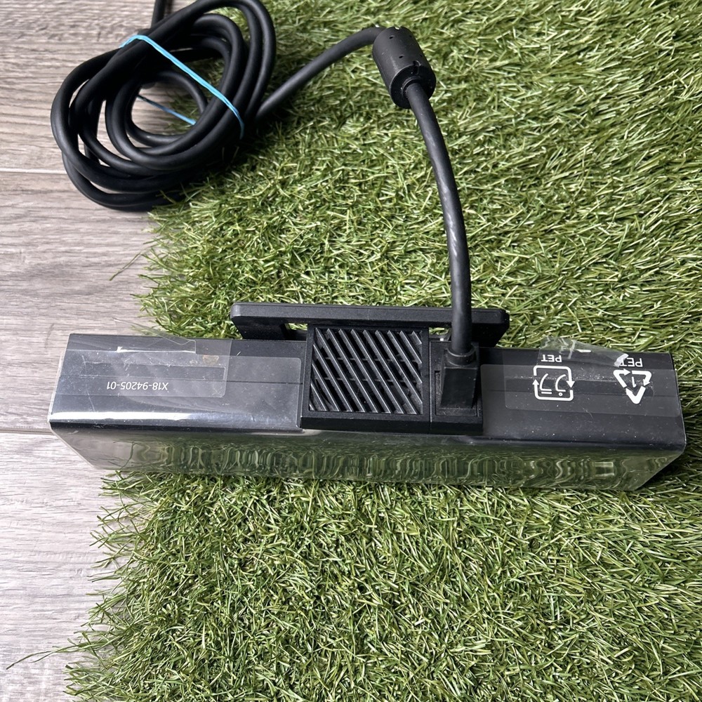 Microsoft Xbox One Kinect Wired Motion Sensor Black Model 1520 OEM