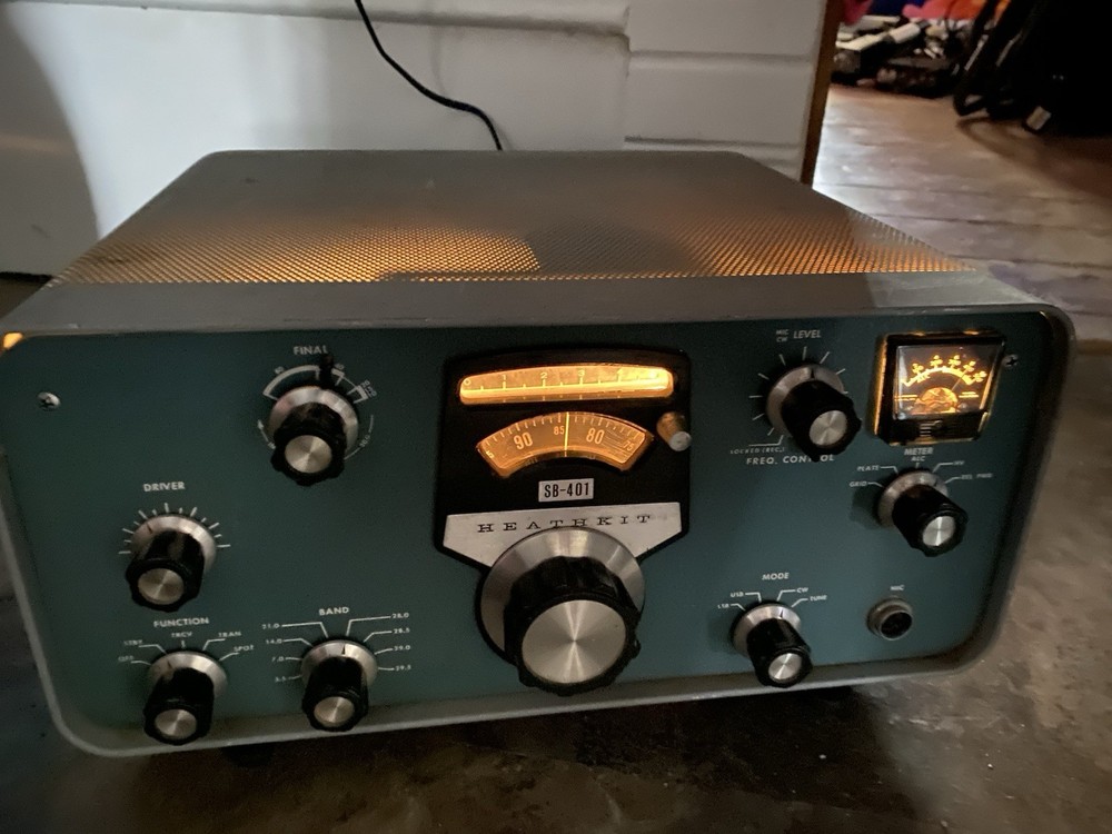 HeathKit SB-401 Ham Radio Transmitter Single-Sideband Vintage 1960s