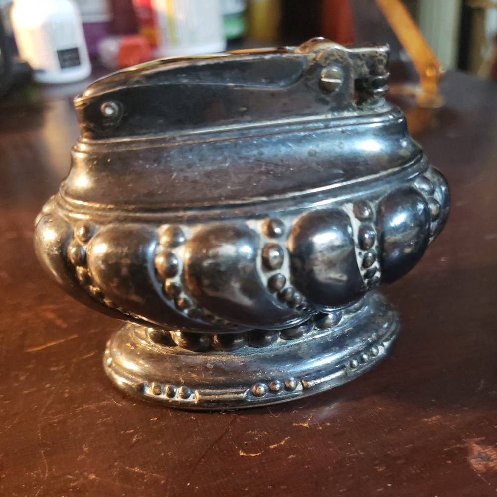 Vintage Ronson Table Cigarette Lighter