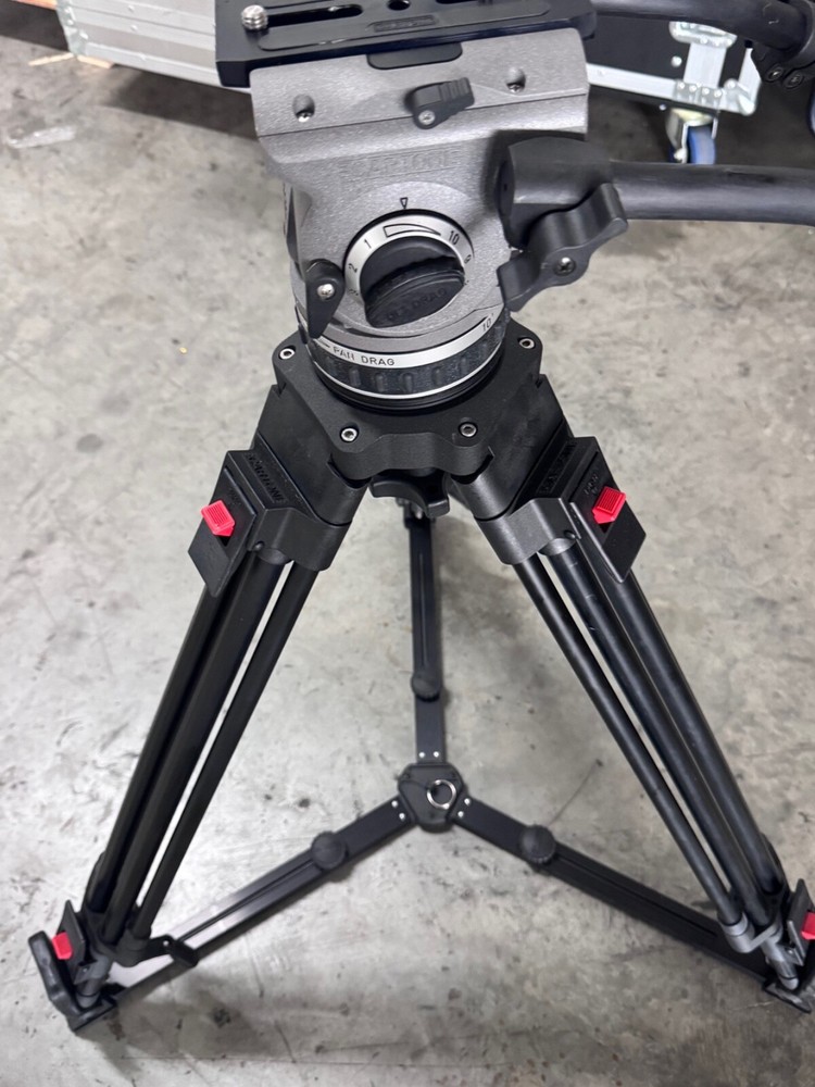 Cartoni Laser Tripod System