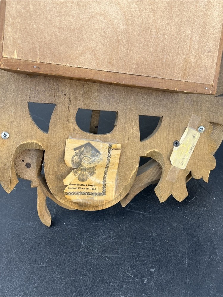 Vintage CUCKOO CLOCK READ DESCRIPTION